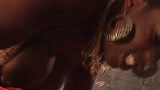 Curvy african hoe gets hardcore 3 way banged