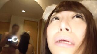 [Amateur POV] Having sex with Momo, a college schoolgirl with an outstanding face whom she meeting through sugar dating.