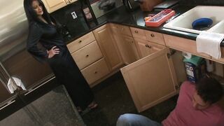 Curvy dark haired cougar gets screwed by a young bro on the sofa
