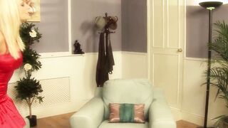 Lesbo maid helps her boss relieve stress by eating her out and pounding her snatch with