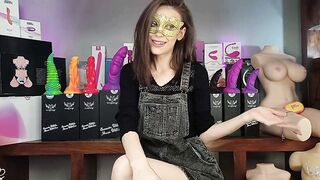 Unboxing - 8 Fantasy Vibrator from Wildolo