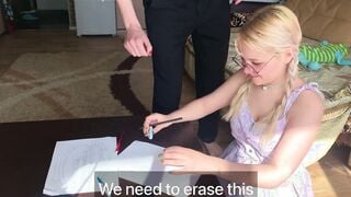 A shy college girl could not resist the tutor and took his penis inside her mouth