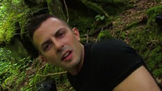 Drehtag inside der Wildnis mit dem pinken Luder