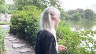 Sucking Off stranger's penis inside New York central park to let him boned me and cum all over my adorable face - Eva Elfie
