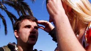 Im Urlaub wird draussen gefickt