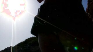 Paar filmt sich beim Ficken am Meer