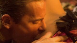 Dirty pornstar riding her twat against a enormous beef thermometer inside a close up shoot