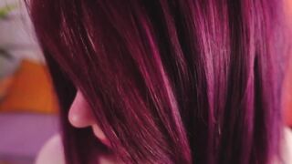 chick sucking off 2 sex toys and sensually waving her long butt