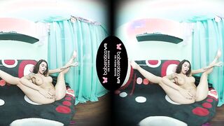 Solo women, Alexandra Roz is masturbating again, inside VR