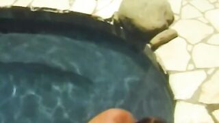Freaky cuttie loves it when her juicy vagina is screwed by a long cock outside