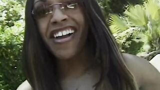 goddess black bimbos moans inside satisfaction as her juicy vagina is pounded rough