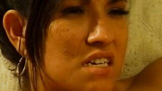 Babe Hot dig her time as she blows turned on stud big penis on the couch