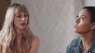 Licking les teens climaxes getting fingers