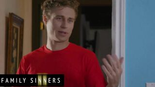 Family Sinners - Khloe Kapri Sweats & Squirts All Over Her Stepbro's Long Penis But Doesn't Stop There