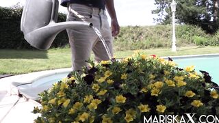 MARISKAX Big Boobed blonde mom Nikky Clarisse takes a huge cock up her butt poolside