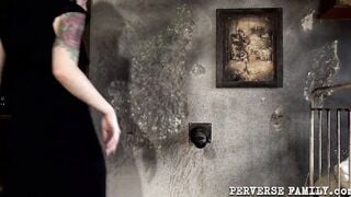 PERVERSE FAMILY Anna’s Anal Study