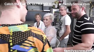 Son Learns how to Banged from Caring Family