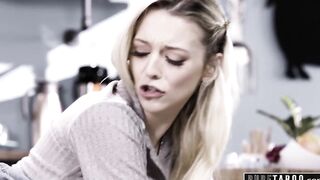 Blonde Hot Blows Off Her Bf and Gets Fuck at Work