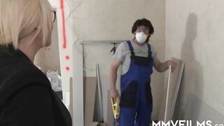Pawg loves fucking construction workers