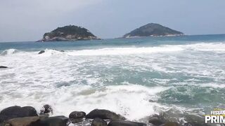 Gang Bang with Beauty slender making pirocudos happy inside Praia inside Rio de Janeiro