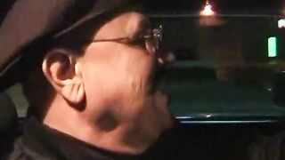 Beauty stud fucks his cunt with mouth's soak twat into parked yellow cab inside lonely place