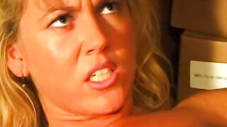 sexy blonde driver blows her passenger's rough dick inside the front seat of cab