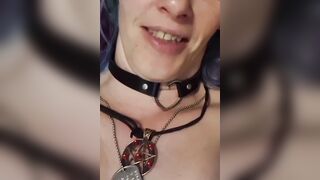 KittieNoOne tried to scene fucking herself and squirt