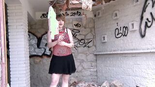 Ghetto Punk Ladie am ficken und zwar hart