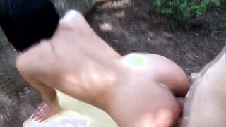 Inside der Natur fickt es sich am besten