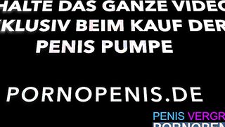 Perv Masseur beruehrt big titted Cougar into Grind