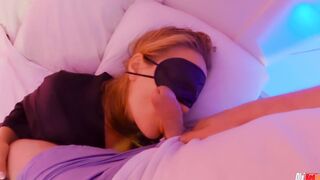 I caught my step daughter inside bed and fuck her mouth