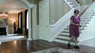 Heidi Preps For Anal