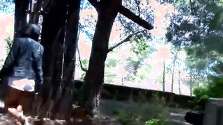 Rachel Woods fucks and offer Kevin White a deep head
