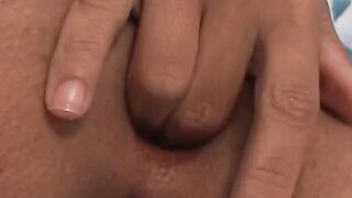 The blonde loving when she masturbates alone with her eager