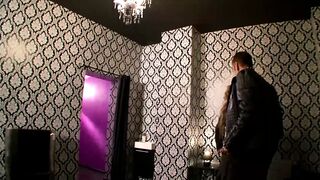 Peitschen und Fake-Dick FETISH - Episode 6