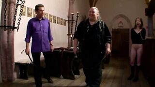 Peitschen und Fake-Dick FETISH - Episode three