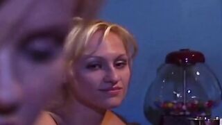Chrissy Sparks masturbates and finger bang her dyke friend's