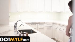 GotMylf - beauty Stepmom Vera Kings Bangs Her Step Daughter's Bf To Teach Her How To Please