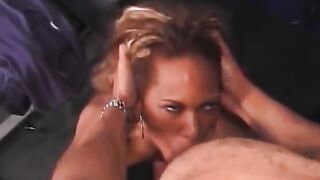Bae african women takes BF's dick and facial during workout