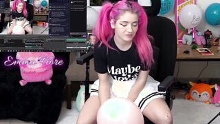 Adorable Teenagers Reacts to Animated Porn - Emma Fiore