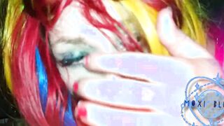 Raver chick Vapes And Sucks - MoxiBluez
