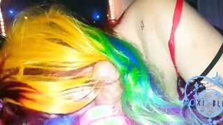 Raver chick Vapes And Sucks - MoxiBluez
