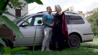 Big Titted Blonde milf with a long booty seduces a muscular bro to fucked her into a van