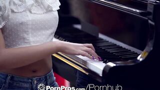PORNPROS Skinny Goddess Screwed With Sloppy Facial