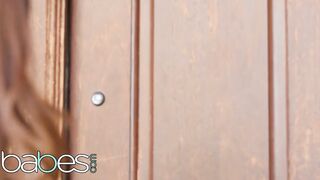 Babes - Hot Hot Vanna Bardot Gets Her Face Plowed & Her Twat Screwed By Markus Dupree