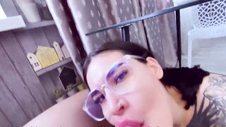 Morning head under the table from a super sexy Hot