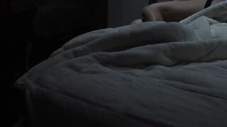 Dwarf Batman takes the opportunity to got inside the bed of the huge butt Thaina Fields... Is that your hero? because mine does