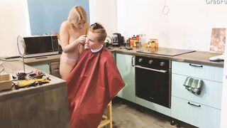 Hairdresser at home. Paid with sperm with her tight butt. Cum into!