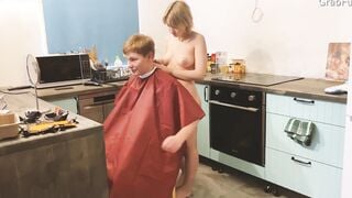 Hairdresser at home. Paid with sperm with her tight butt. Cum into!