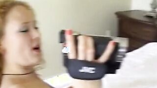 This crazy hot expirienced lady can lick penis and cunny at once